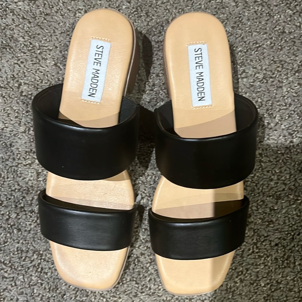 Steve Madden sandals size 37